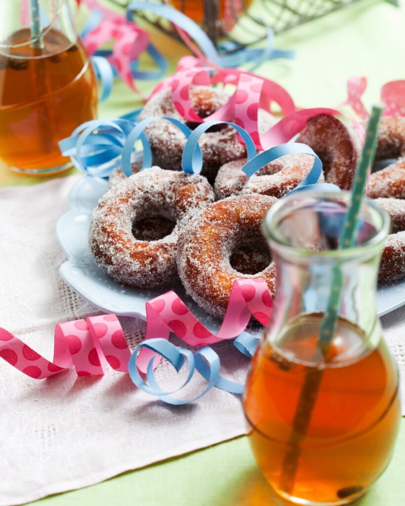 Knitterin munkkeja ja simaa.